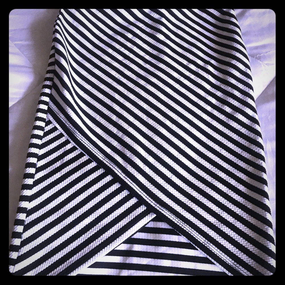 Great Express traditional shirt and sexy skirt